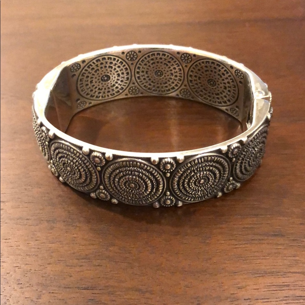Brighton Tunisia Hinged Silver Bangle Bracelet - Picture 2 of 4